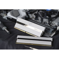 Team T-Force XTREEM ARGB 16GB White Heatsink with ARGB LEDs (2 x 8GB) DDR4 3200MHz DIMM System Memory